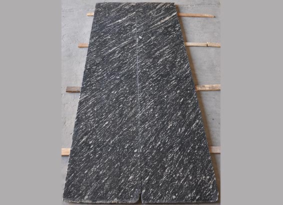 Black Marchino-Cutter